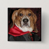 Gothic Beagle Dogula Button (Voorkant)