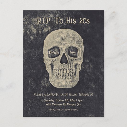 Gothic Beige Grijze Schedel Verjaardag RIP Naar Zi Uitnodiging Briefkaart (Voorkant)