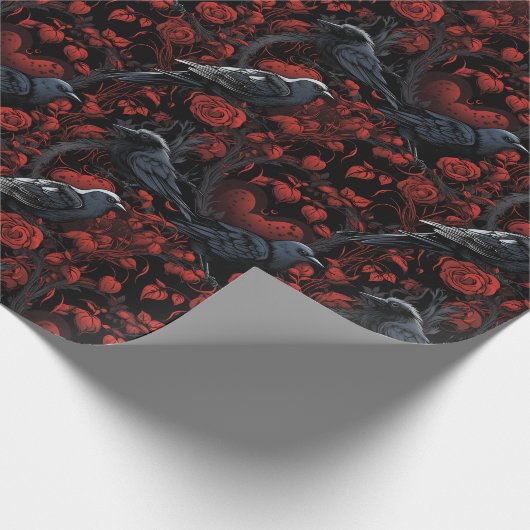 Gothic Black Crows and Red Roses  Cadeaupapier (Hoek)