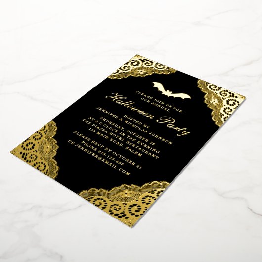 Gothic Black Damask Halloween Party Gold Foil Invi Folie Uitnodiging (Gedraaid)