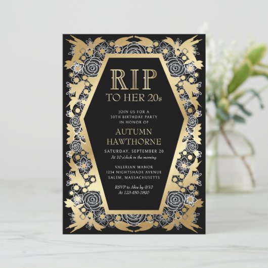 Gothic Coffin Verjaardag Kaart (Staand voorkant)