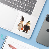 Gothic Couple Sticker (Laptop met iPhone)