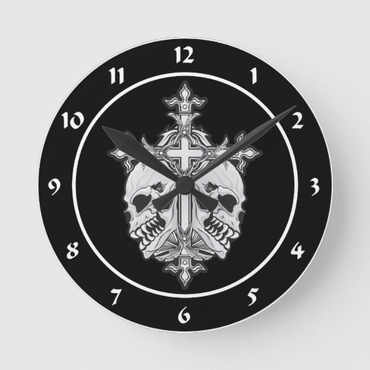 Gothic Cross met Skulls Ronde Klok (Voorkant)