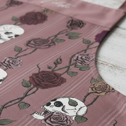 Gothic Dark Mauve Floral Skulls Schort