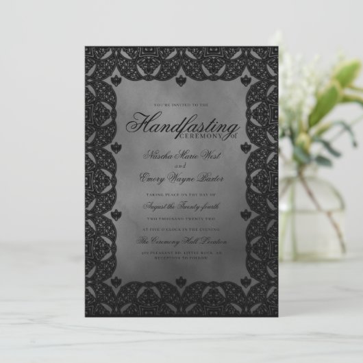 Gothic Elegance Medieval Black Lace Handasting Kaart (Staand voorkant)