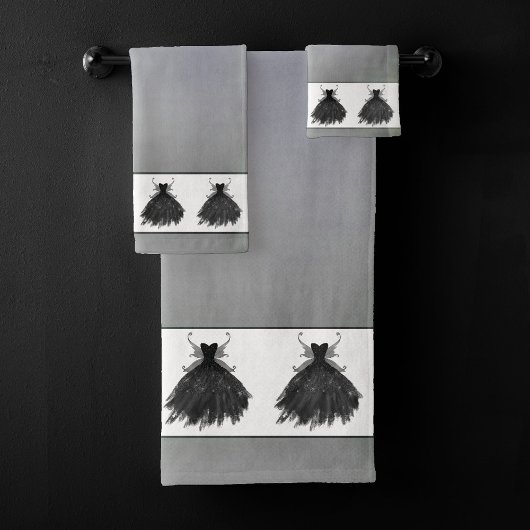 Gothic Fairy Black Gown | Vampy Gothic Glam Sheen Bad Handdoek