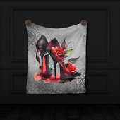 Gothic Fashionista Red Bottom Stilettos met Rozen Fleece Deken