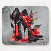 Gothic Fashionista Red Bottom Stilettos met Rozen Muismat (Voorkant)
