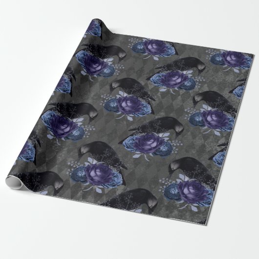 Gothic Floral Raven Halloween Pattern Cadeaupapier (Uitgerold)