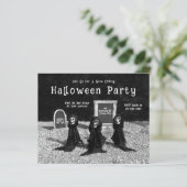 Gothic Ghouls in Cemetery Halloween Party Budget (Staand voorkant)