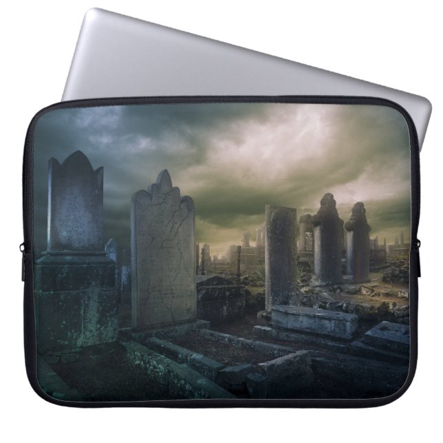 Gothic Graveyard 15" laptop Hoesje Sleeve (Voorkant)