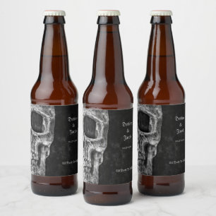 Gothic Half Skull Cool Black and White Grunge Bier Etiket