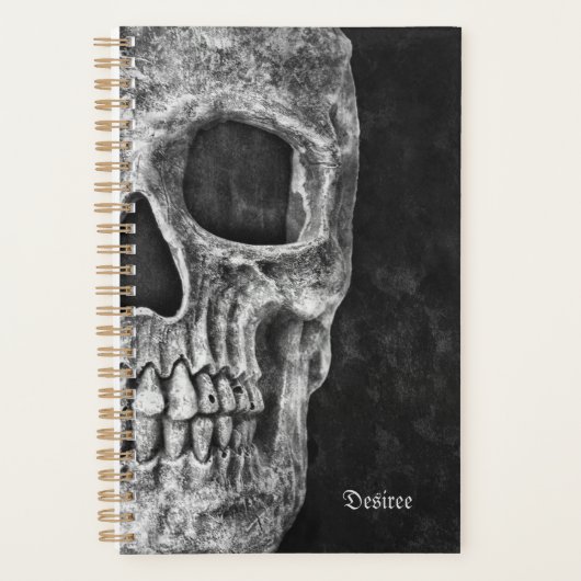 Gothic Half Skull Cool Black and White Grunge Planner (Voorkant)
