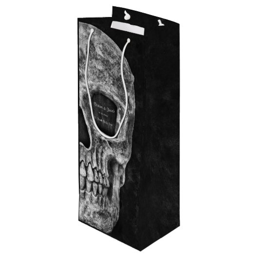 Gothic Half Skull Cool Black and White Grunge Wijn Cadeautas (Achterkant Gekanteld)