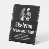 Gothic Halloween Skelet Jachtbord   Reclamebord Met Voetstuk (Voorkant)