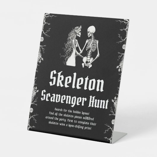 Gothic Halloween Skeleton Scavenger Hunt Sign Reclamebord Met Voetstuk (Voorkant)
