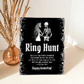 Gothic Halloween Vrijgezellenfeest Ring Hunt Game Reclamebord Met Voetstuk