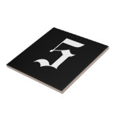 Gothic House Number Tile - White on Black Tegeltje (Zijkant)
