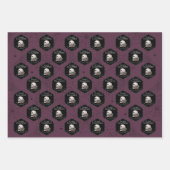 Gothic Maroon Paarse schedels en strepen Halloween Inpakpapier Vel (Voorkant)
