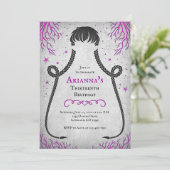 Gothic Meisje Vlechten Verjaardag Uitnodiging (Staand voorkant)