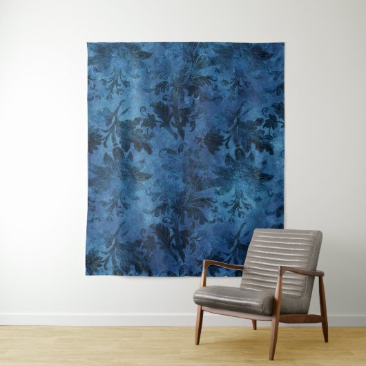 Gothic Moody Damask Zwart & Blauw Damask Wandkleed (In situ)