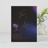 Gothic Moody Paarse Roos Minimalist Script Wedding Kaart (Staand voorkant)