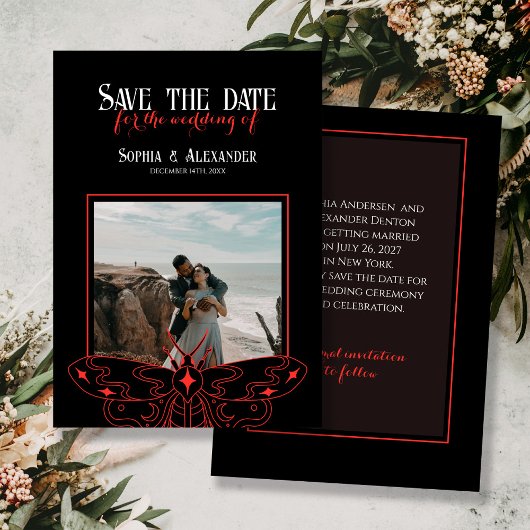 Gothic Moody Zwart en Rood Huwelijksfoto Save The Date