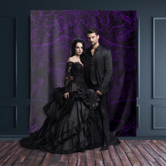 Gothic Moody Zwart & Paarse  Kant Wandkleed