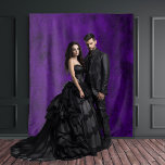 Gothic Moody Zwart & Paarse Vintage Abstract Wandkleed<br><div class="desc">Stap in een wereld van duistere betovering met onze gotische bruiloft achtergrond, een deel van het beklijvende mooie collectie dat de allure van het mysterieuze omarmt. Deze prachtig ontworpen beschikt over een paarse en zwarte abstracte achtergrond. Kies onze gotische bruiloft achtergrond en begin aan een buitengewone reis in het rijk...</div>