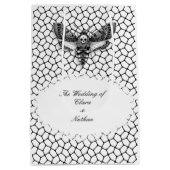 Gothic Moth Skull Wedding – Donker Elegant Medium Cadeauzakje (Achterkant)