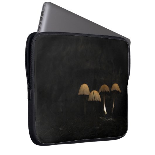 Gothic mushroom laptop case (Voorkant Rechts)