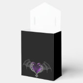 Gothic Paarse hart met vleermuisvleugels personali Bedankdoosjes (Geopend)