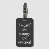 Gothic quote Bagagelabel: "Ik ben zelf vreemd Bagagelabel (Voorkant (verticaal))