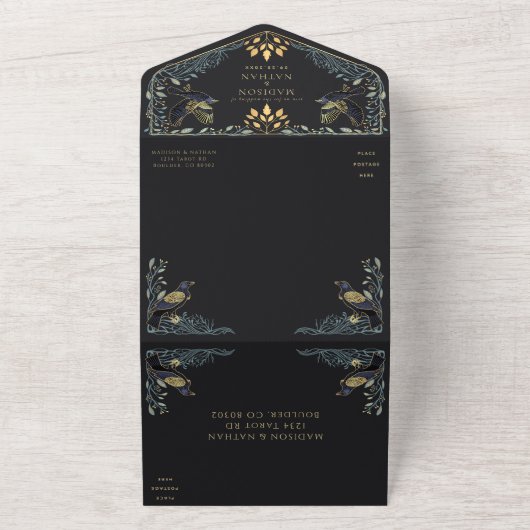 Gothic Raven Floral Wedding All In One Uitnodiging (Buitenkant)