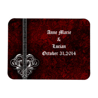 Gothic Red Damask Silver Heart slaat de datum op Magneet