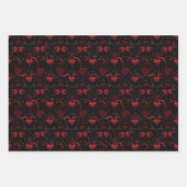 Gothic Red Roses Red Hearts and Black Flowers Inpakpapier Vel (Voorkant)