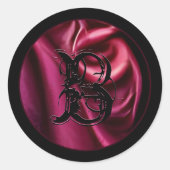 Gothic Red Satin Fabric Vampy Black Monogram Gothi Ronde Sticker (Voorkant)