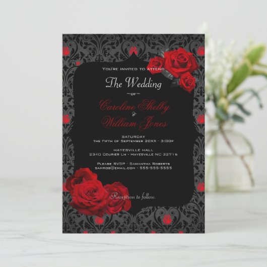 Gothic Roos Black and Red Wedding Invitation Kaart (Staand voorkant)