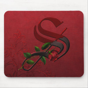 Gothic Roos Monogram S Muismat