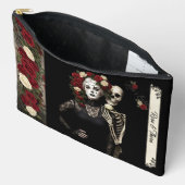 Gothic Rose Queen – Dark Romantic Art with Skeleto Etui (Open)