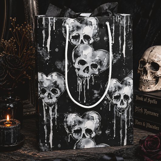 Gothic Schedel Hartjes Griezelen Zwart & Wit Medium Cadeauzakje