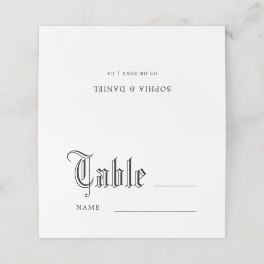 Gothic Script Wedding Reception Table Name Plaatskaartje (Buitenkant ongevouwen)