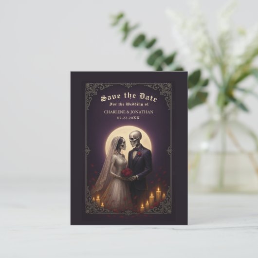 Gothic Skeleton Couple Purple Save the Date Aankondigingskaart (Staand voorkant)