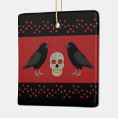 Gothic Skull and Guardian Ravens Halloween Keramisch Ornament (Links)