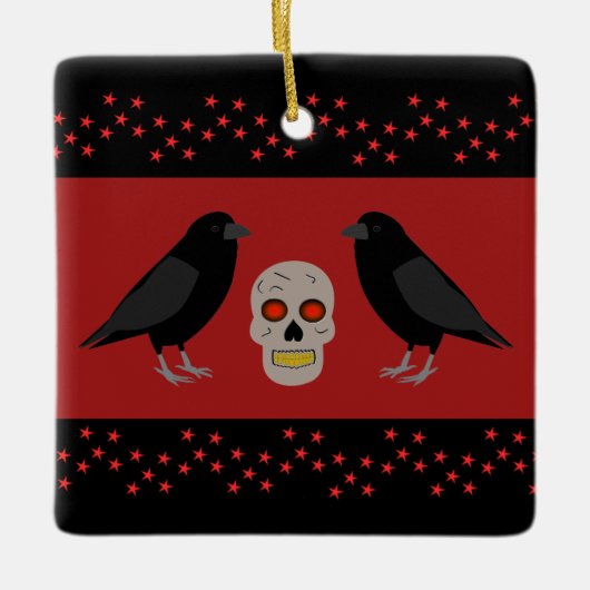 Gothic Skull and Guardian Ravens Halloween Keramisch Ornament (Voorkant)