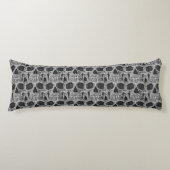 Gothic Skull Black en White Grunge Cool Pattern Lichaamskussen (Voorkant)