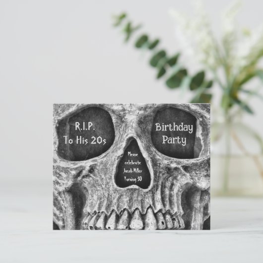 Gothic Skull Budget Verjaardagsfeest RIP naar zijn (Staand voorkant)