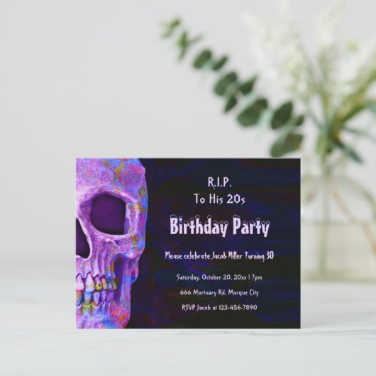 Gothic Skull Paars Birthday Party RIP naar zijn tw Uitnodiging Briefkaart (Staand voorkant)