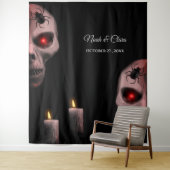 Gothic Skull Spider Candle - Dark Moody Halloween Wandkleed (In situ)