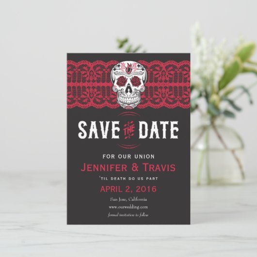 Gothic Skull Swirl & Lace Wedding Save the dates Date (Staand voorkant)